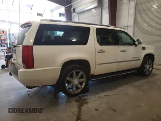 2008 Cadillac Escalade ESV z VIN 1GYFK66858R184955, wystawiony jako Copart lot #55686375 z przebiegiem 184 426 mil mil oraz Czysty tytuł • Clean title. Historia ofert i sprzedaży dostępna na DreamBid. Obrazek 3.