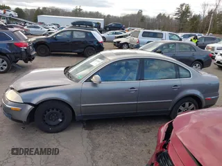 2005 Volkswagen Passat z VIN WVWBD63B05E061856, wystawiony jako IAAI lot #41149038 z przebiegiem 149 536 mil mil oraz . Historia ofert i sprzedaży dostępna na DreamBid. Obrazek 13.
