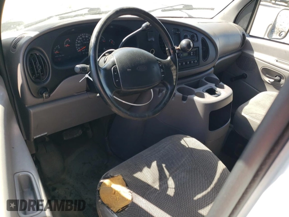 2000 Ford Econoline Cargo z VIN 1FTSE34F8YHA84494, wystawiony jako Copart lot #53182035 z przebiegiem 119 730 mil mil oraz Nie do naprawy • Non repairable. Historia ofert i sprzedaży dostępna na DreamBid. Obrazek 8.
