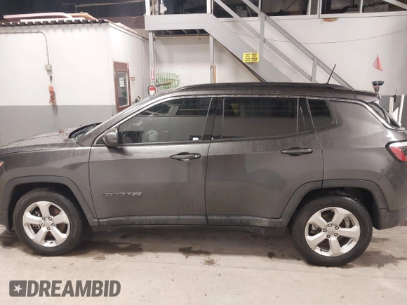 2020 Jeep Compass Latitude with VIN 3C4NJCBB8LT130425, listed as a IAAI auction lot 41475443 with 82,782 mi miles and . Bid and sale history available at carsss.com. Image 14.