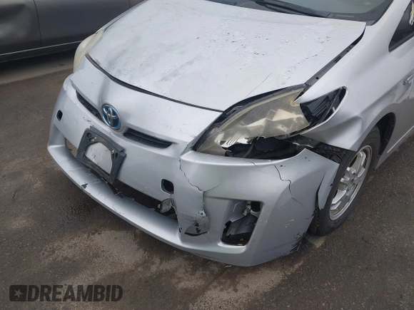 2010 Toyota Prius II with VIN JTDKN3DU3A0188622, listed as a IAAI auction lot 41772473 with 103,388 mi miles. Bid and sale history available at carsss.com. Image 6.