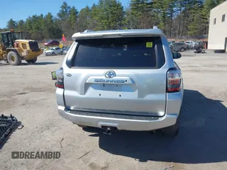 2018 Toyota 4Runner SR5 with VIN JTEBU5JR2J5581170, listed as a IAAI auction lot 41839275 with 60,212 mi miles and . Bid and sale history available at DreamBid. Image 16.