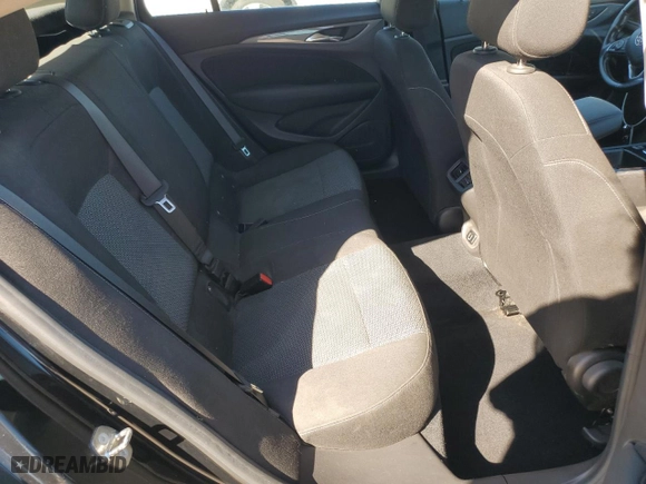 2018 Buick Regal Sportback Preferred with VIN W04GL6SXXJ1068265, listed as a Copart auction lot 74853024 with 130,533 mi miles and Clean Title. Bid and sale history available at carsss.com. Image 10.