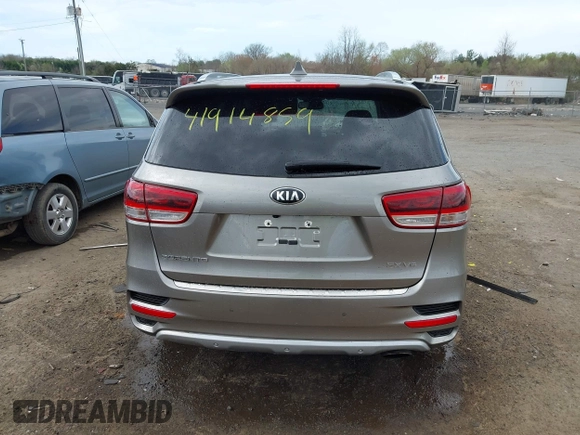 2018 Kia Sorento SX with VIN 5XYPKDA53JG424729, listed as a IAAI auction lot 41914859 with 105,522 mi miles and . Bid and sale history available at carsss.com. Image 16.
