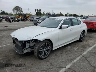 2019 BMW 3 Series 330i with VIN WBA5R1C54KAJ98875, listed as a Copart auction lot 50037465 with 32,170 mi miles and Salvage Title. Bid and sale history available at carsss.com. Image 1.