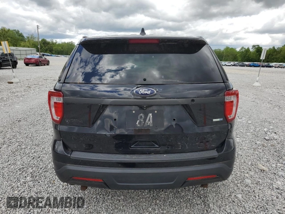 2019 Ford Police Interceptor Utility z VIN 1FM5K8AR0KGB44522, wystawiony jako Copart lot #58401635 z przebiegiem Nie podano mil oraz Tytuł czysty. Historia ofert i sprzedaży dostępna na DreamBid. Obrazek 6.