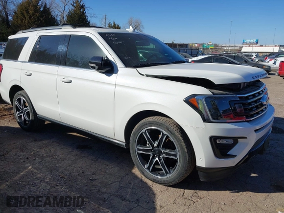 2020 Ford Expedition Limited with VIN 1FMJU1KT3LEA55924, listed as a IAAI auction lot 41576872 with 68,911 mi miles. Bid and sale history available at carsss.com. Image 1.