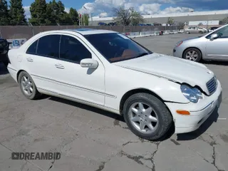 2003 Mercedes-Benz C 2.6L with VIN WDBRF61J93E012928, listed as a IAAI auction lot 41953644 with Not Provided miles. Bid and sale history available at carsss.com. Image 1.