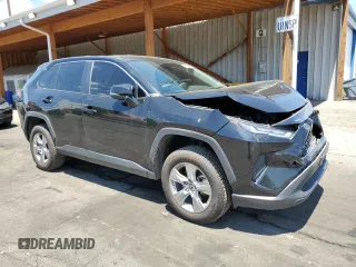 2023 Toyota RAV4 LE z VIN 2T3G1RFV9PC383821, wystawiony jako Copart lot #60561435 z przebiegiem 33 593 mil mil oraz Szkoda całkowita • Salvage title. Historia ofert i sprzedaży dostępna na DreamBid. Obrazek 4.