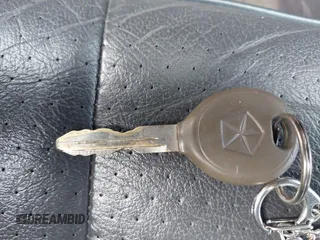 2000 Dodge Stratus z VIN 1B3EJ56H1YN272764, wystawiony jako IAAI lot #42315434 z przebiegiem 118 058 mil mil oraz . Historia ofert i sprzedaży dostępna na DreamBid. Obrazek 11.
