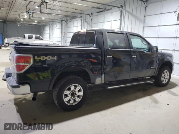 2011 Ford F-150 XLT with VIN 1FTFW1ETXBFC82438, listed as a Copart auction lot 41609085 with 235,212 mi miles and Salvage Title. Bid and sale history available at carsss.com. Image 3.
