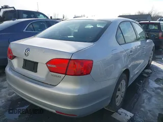2013 Volkswagen Jetta Sedan S with VIN 3VW2K7AJ1DM288114, listed as a IAAI auction lot 41649329 with 200,736 mi miles. Bid and sale history available at carsss.com. Image 4.