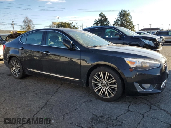 2014 Kia Cadenza Premium with VIN KNALN4D74E5145708, listed as a Copart auction lot 83370854 with 246,354 mi miles and Clean Title. Bid and sale history available at carsss.com. Image 4.