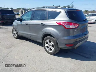 2014 Ford Escape SE with VIN 1FMCU0GX7EUC46334, listed as a IAAI auction lot 41932120 with 126,861 mi miles. Bid and sale history available at carsss.com. Image 3.