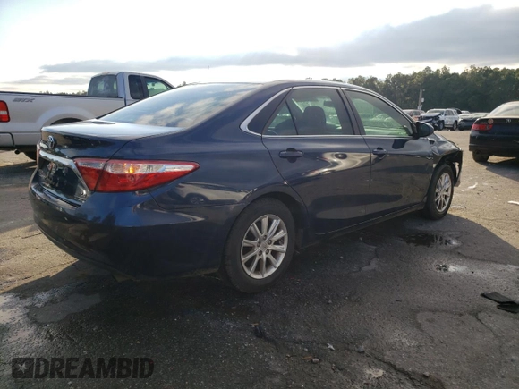 2015 Toyota Camry XLE with VIN 4T1BF1FK6FU879281, listed as a Copart auction lot 84822704 with 177,938 mi miles and Salvage Title. Bid and sale history available at carsss.com. Image 3.