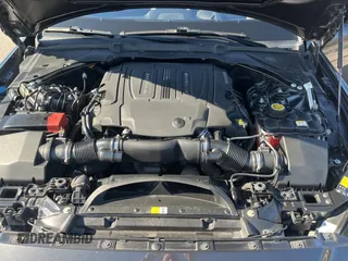 2019 Jaguar XE with VIN SAJAG4FV7KCP48855, listed as a Copart auction lot 48998825 with 98,923 mi miles and Clean Title. Bid and sale history available at DreamBid. Image 7.