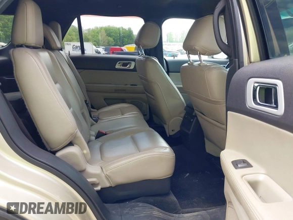 2011 Ford Explorer XLT z VIN 1FMHK8D88BGA81069, wystawiony jako IAAI lot #42276921 z przebiegiem 211 646 mil mil oraz . Historia ofert i sprzedaży dostępna na DreamBid. Obrazek 8.
