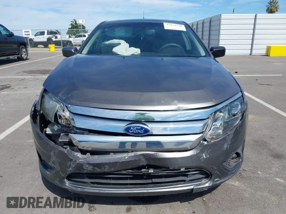 2011 Ford Fusion SE with VIN 3FAHP0HA9BR113630, listed as a IAAI auction lot 42024520 with 126,174 mi miles. Bid and sale history available at carsss.com. Image 12.