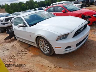 2014 Ford Mustang V6 с VIN 1ZVBP8AM2E5280063, выставлен на аукционе IAAI как лот 42364997 с пробегом 101 784 миль миль и . История ставок и продаж доступна на DreamBid. Изображение 1.