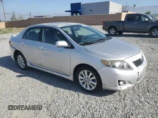 2010 Toyota Corolla z VIN 1NXBU4EE2AZ380585, wystawiony jako Copart lot #57024125 z przebiegiem 175 334 mil mil oraz Szkoda całkowita • Salvage title. Historia ofert i sprzedaży dostępna na DreamBid. Obrazek 4.