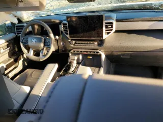 2024 Toyota Sequoia SR5 with VIN 7SVAAAAA5RX003159, listed as a Copart auction lot 80893094 with 17,581 mi miles and Salvage Title. Bid and sale history available at carsss.com. Image 8.