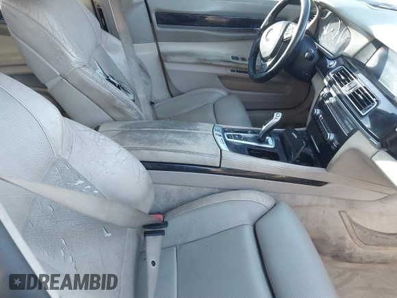 2009 BMW 7 Series 750i with VIN WBAKA83579CY33184, listed as a IAAI auction lot 40959686 with 169,251 mi miles and . Bid and sale history available at DreamBid. Image 5.