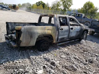 2009 GMC Canyon SLE1 with VIN 1GTDT13E798135626, listed as a Copart auction lot 70284314 with 0 mi miles and Salvage Title. Bid and sale history available at carsss.com. Image 3.