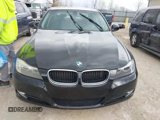 2011 BMW 3 Series 328i xDrive with VIN WBAPK7C50BA816306, listed as a IAAI auction lot 41950040 with 243,166 mi miles. Bid and sale history available at carsss.com. Image 6.