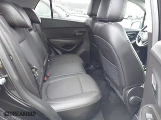 2020 Chevrolet Trax LT with VIN KL7CJLSB4LB092584, listed as a IAAI auction lot 41831792 with 7,803 mi miles. Bid and sale history available at carsss.com. Image 8.