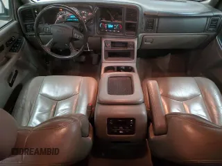2005 GMC Yukon SLT with VIN 1GKEK13TX5R118933, listed as a Copart auction lot 87057744 with 213,900 mi miles and Salvage Title. Bid and sale history available at carsss.com. Image 8.