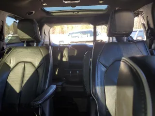 2021 Chrysler Pacifica Hybrid Limited with VIN 2C4RC1S73MR517853, listed as a Copart auction lot 88283675 with 27,900 mi miles and Salvage title. Bid and sale history available at DreamBid. Image 10.