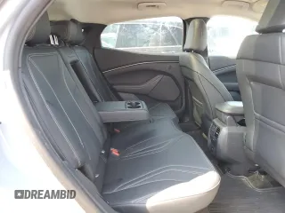 2024 Ford Mustang Mach-E Premium с VIN 3FMTK3SU3RMA33010, выставлен на аукционе Copart как лот 65359905 с пробегом 6 130 миль миль и Списание • Salvage title. История ставок и продаж доступна на DreamBid. Изображение 11.