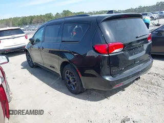 2019 Chrysler Pacifica Limited 35th Anniversary with VIN 2C4RC1GG3KR617683, listed as a IAAI auction lot 41661949 with 79,779 mi miles and . Bid and sale history available at DreamBid. Image 3.