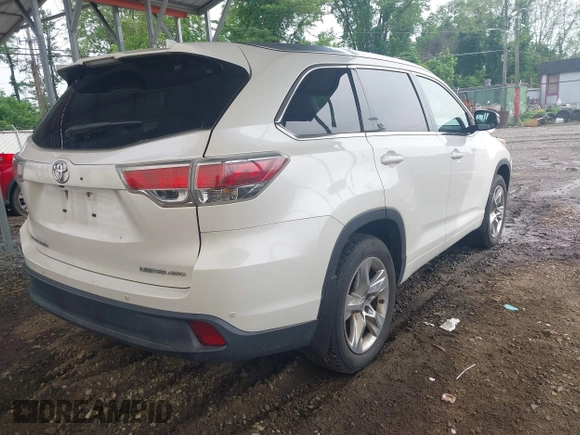 2015 Toyota Highlander Limited with VIN 5TDDKRFH5FS074839, listed as a IAAI auction lot 42280474 with 90,178 mi miles and . Bid and sale history available at DreamBid. Image 4.