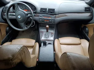 2005 BMW 3 Series 325Ci z VIN WBABW33445PL38228, wystawiony jako Copart lot #57703345 z przebiegiem 150 387 mil mil oraz Szkoda całkowita • Salvage title. Historia ofert i sprzedaży dostępna na DreamBid. Obrazek 8.