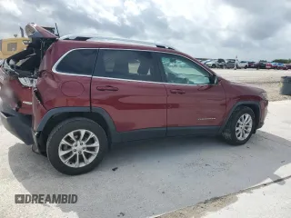 2019 Jeep Cherokee Latitude with VIN 1C4PJLCB8KD357724, listed as a Copart auction lot 51412395 with 0 mi miles and Salvage Title. Bid and sale history available at carsss.com. Image 3.