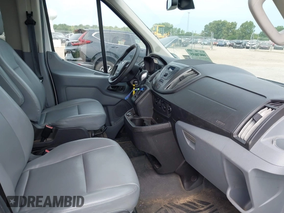 2017 Ford Transit Passenger XL z VIN 1FMZK1CM9HKA28283, wystawiony jako IAAI lot #39970695 z przebiegiem 151 916 mil mil oraz . Historia ofert i sprzedaży dostępna na DreamBid. Obrazek 5.