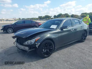 2013 Infiniti M37 with VIN JN1BY1AP8DM511850, listed as a IAAI auction lot 42063120 with 111,545 mi miles. Bid and sale history available at carsss.com. Image 2.