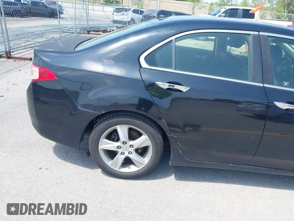 2013 Acura TSX z VIN JH4CU2F44DC000884, wystawiony jako IAAI lot #42507404 z przebiegiem 259 176 mil mil oraz . Historia ofert i sprzedaży dostępna na DreamBid. Obrazek 17.