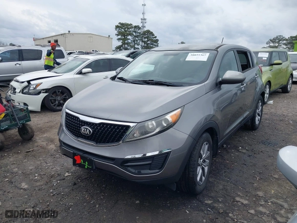 2016 Kia Sportage LX with VIN KNDPB3AC7G7847683, listed as a IAAI auction lot 38855365 with 68,148 mi miles. Bid and sale history available at carsss.com. Image 17.
