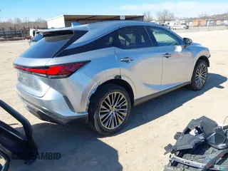 2023 Lexus RX 350 z VIN 2T2BAMCA2PC020568, wystawiony jako IAAI lot #41654203 z przebiegiem 8 516 mil mil oraz . Historia ofert i sprzedaży dostępna na DreamBid. Obrazek 4.
