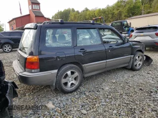 1998 Subaru Forester S with VIN JF1SF6557WH708499, listed as a Copart auction lot 71622134 with 88,237 mi miles and Salvage Title. Bid and sale history available at carsss.com. Image 3.