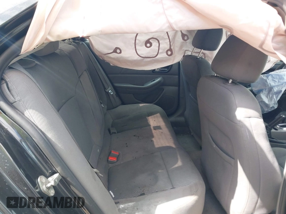 2014 Chevrolet Malibu LS with VIN 1G11B5SL1EF119594, listed as a IAAI auction lot 41605192 with 101,554 mi miles and . Bid and sale history available at DreamBid. Image 8.