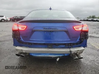 2017 Maserati Ghibli S Q4 z VIN ZAM57RTS6H1213426, wystawiony jako Copart lot #55841795 z przebiegiem 60 689 mil mil oraz Szkoda całkowita • Salvage title. Historia ofert i sprzedaży dostępna na DreamBid. Obrazek 6.