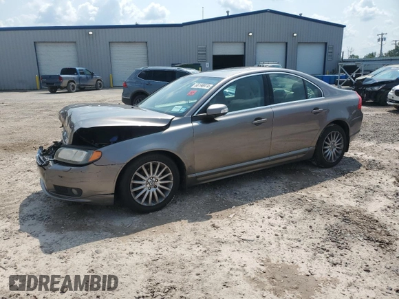 2007 Volvo S80 I6 with VIN YV1AS982571029940, listed as a Copart auction lot 66196974 with 188,945 mi miles and Salvage Title. Bid and sale history available at carsss.com. Image 1.