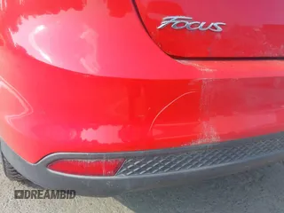 2013 Ford Focus SE with VIN 1FADP3F29DL118422, listed as a IAAI auction lot 42655094 with 198,505 mi miles and . Bid and sale history available at DreamBid. Image 6.