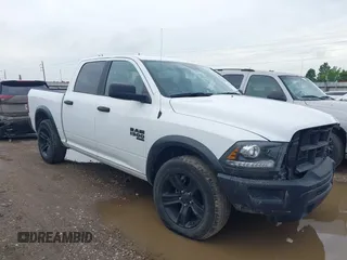 2024 Ram 1500 Warlock with VIN 1C6RR6LG6RS156061, listed as a IAAI auction lot 42486533 with 39,440 mi miles and . Bid and sale history available at DreamBid. Image 1.
