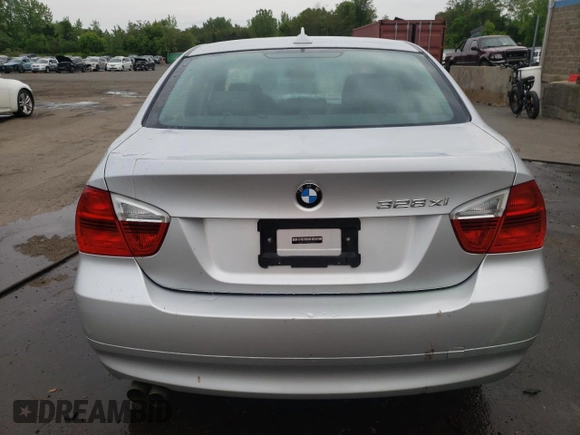 2007 BMW 3 Series 328xi с VIN WBAVC935X7K034516, выставлен на аукционе Copart как лот 56903595 с пробегом 101 977 миль миль и Списание • Salvage title. История ставок и продаж доступна на DreamBid. Изображение 6.