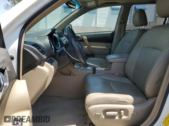 2008 Toyota Highlander Limited z VIN JTEEW44A682024443, wystawiony jako Copart lot #61782715 z przebiegiem 159 662 mil mil oraz Czysty tytuł • Clean title. Historia ofert i sprzedaży dostępna na DreamBid. Obrazek 7.