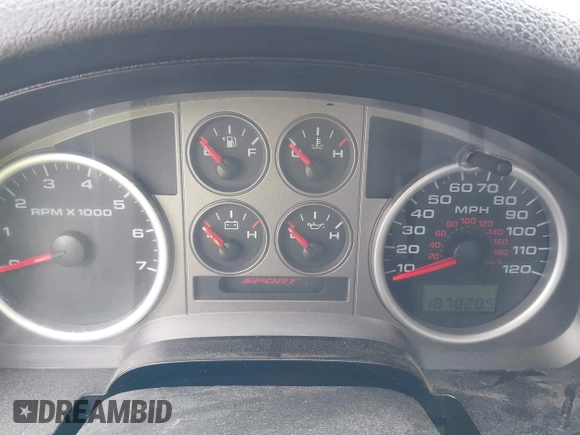 2007 Ford F-150 XL with VIN 1FTPX12V57NA01182, listed as a IAAI auction lot 42124222 with 187,828 mi miles and . Bid and sale history available at DreamBid. Image 7.